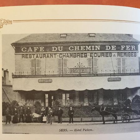 Hotel Du Chemin De Fer Sens Exterior photo